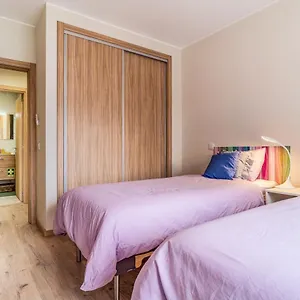 Sunny Brand New 2-bedroom - 500m From Da Rocha With Ac And Pool! , Portimao Portugal